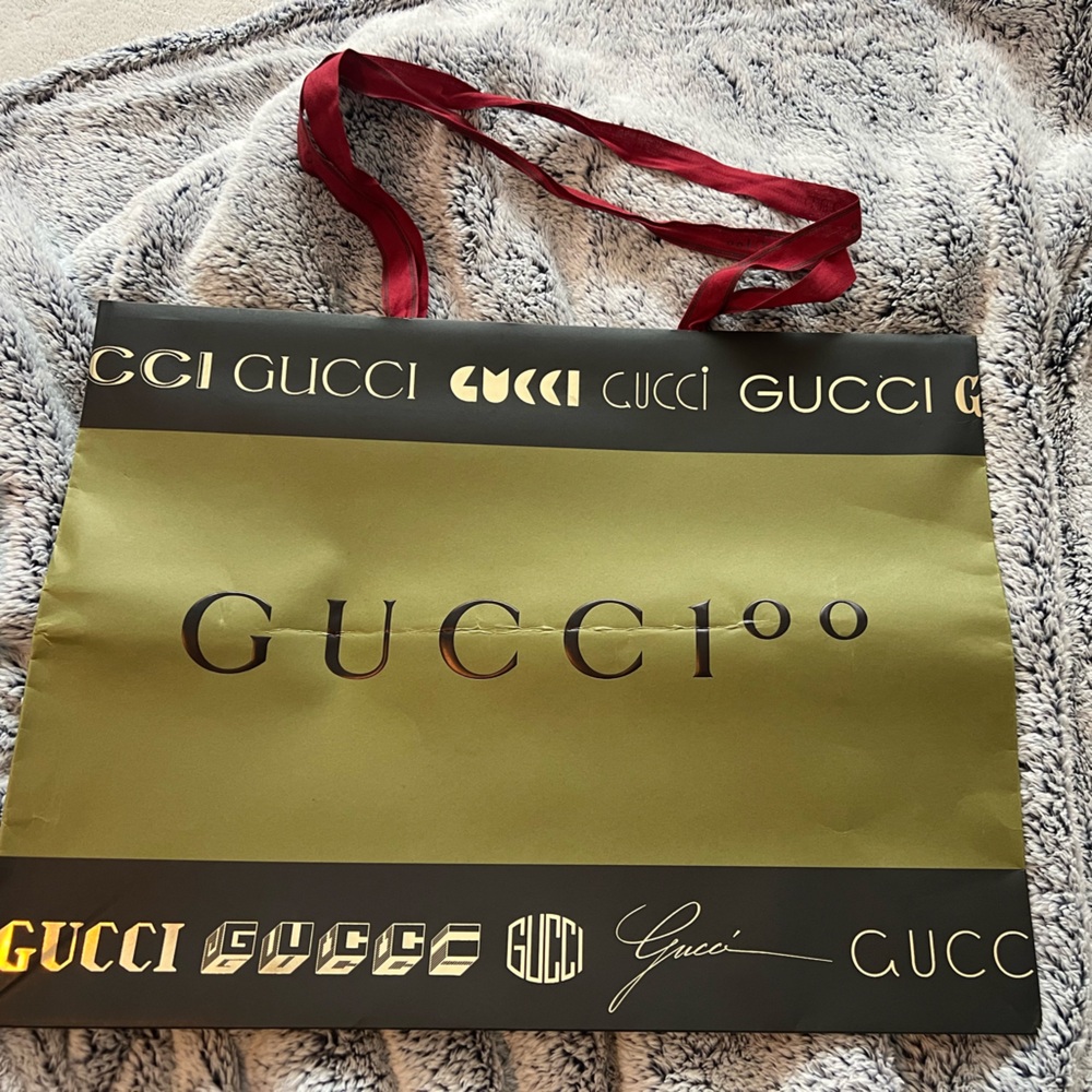 Large gift bag